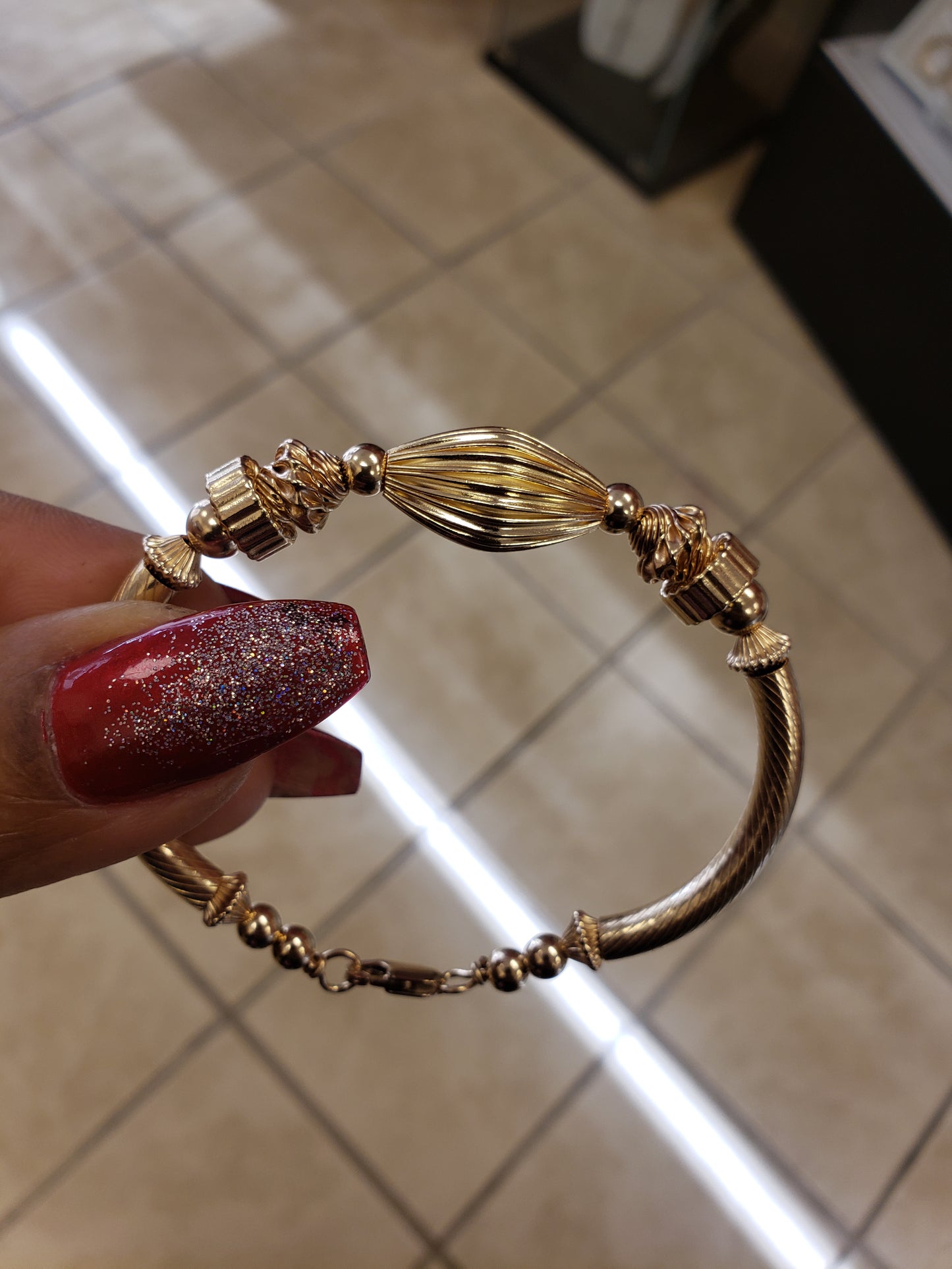 Vae-Vae Bangle 14 KT gf
