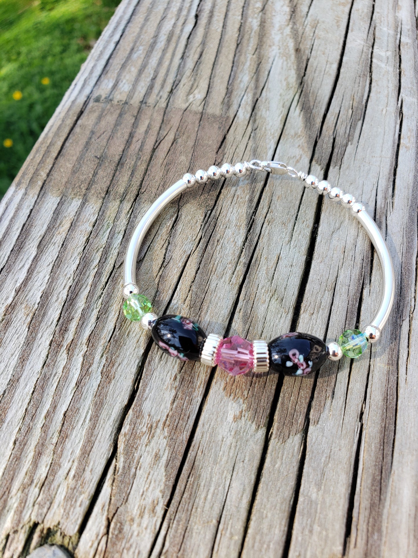 Jazzy Black Bony Bangle